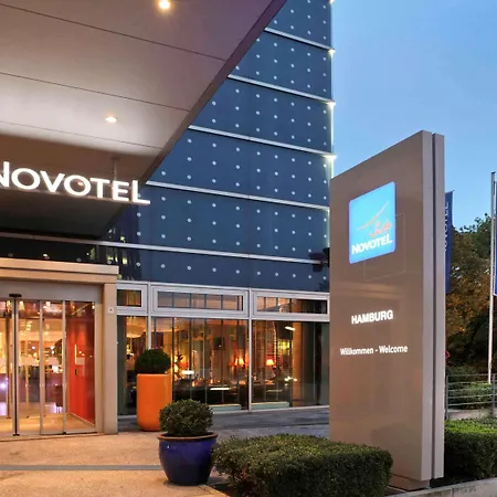 Novotel Suites Hamburg City-3